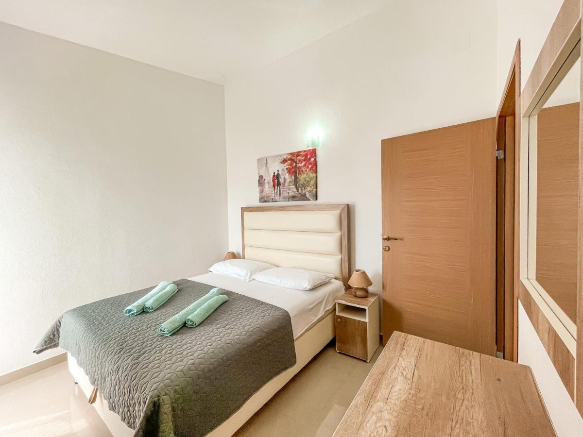 Rejhan Totti Ulcinj Exterior foto