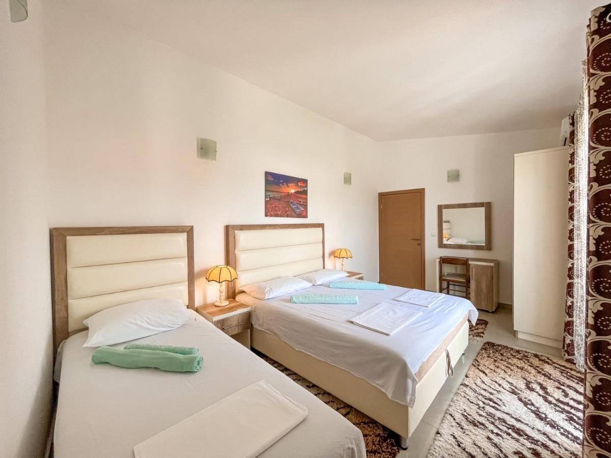 Rejhan Totti Ulcinj Exterior foto